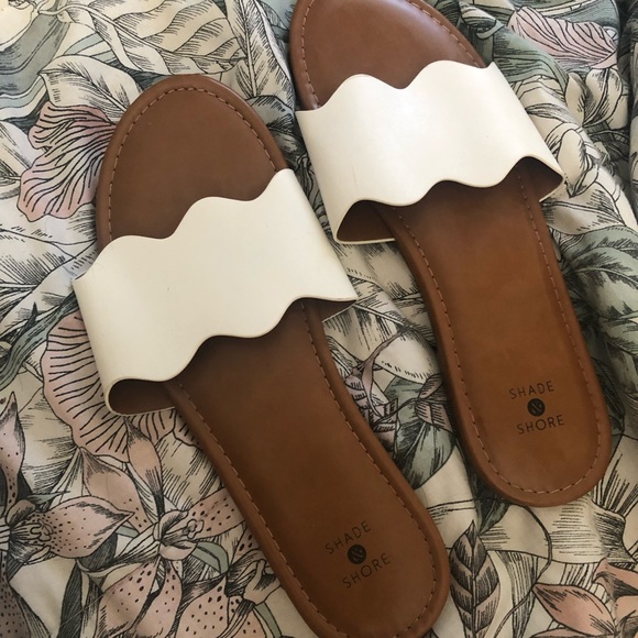 shade & shore sandals - Picture 1 of 1